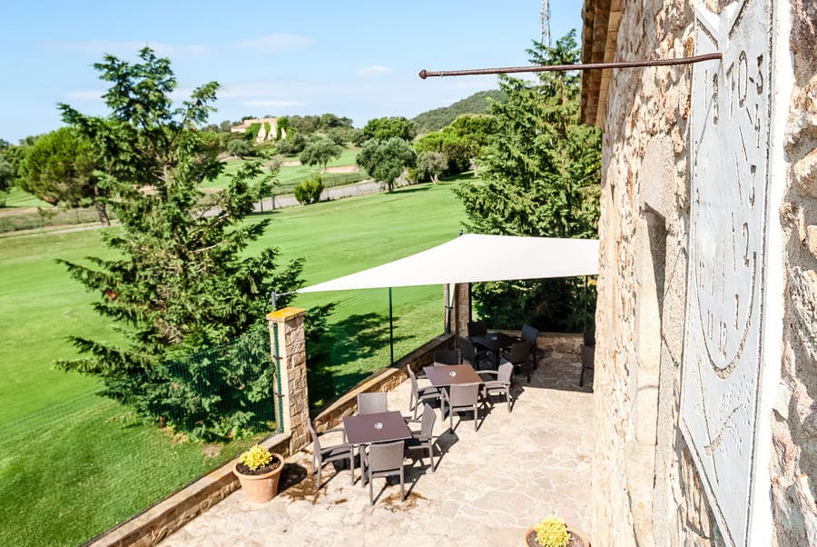 Restaurant-Forat-19-Club-Golf-dAro-Masnou-Inici-La-Masia-3